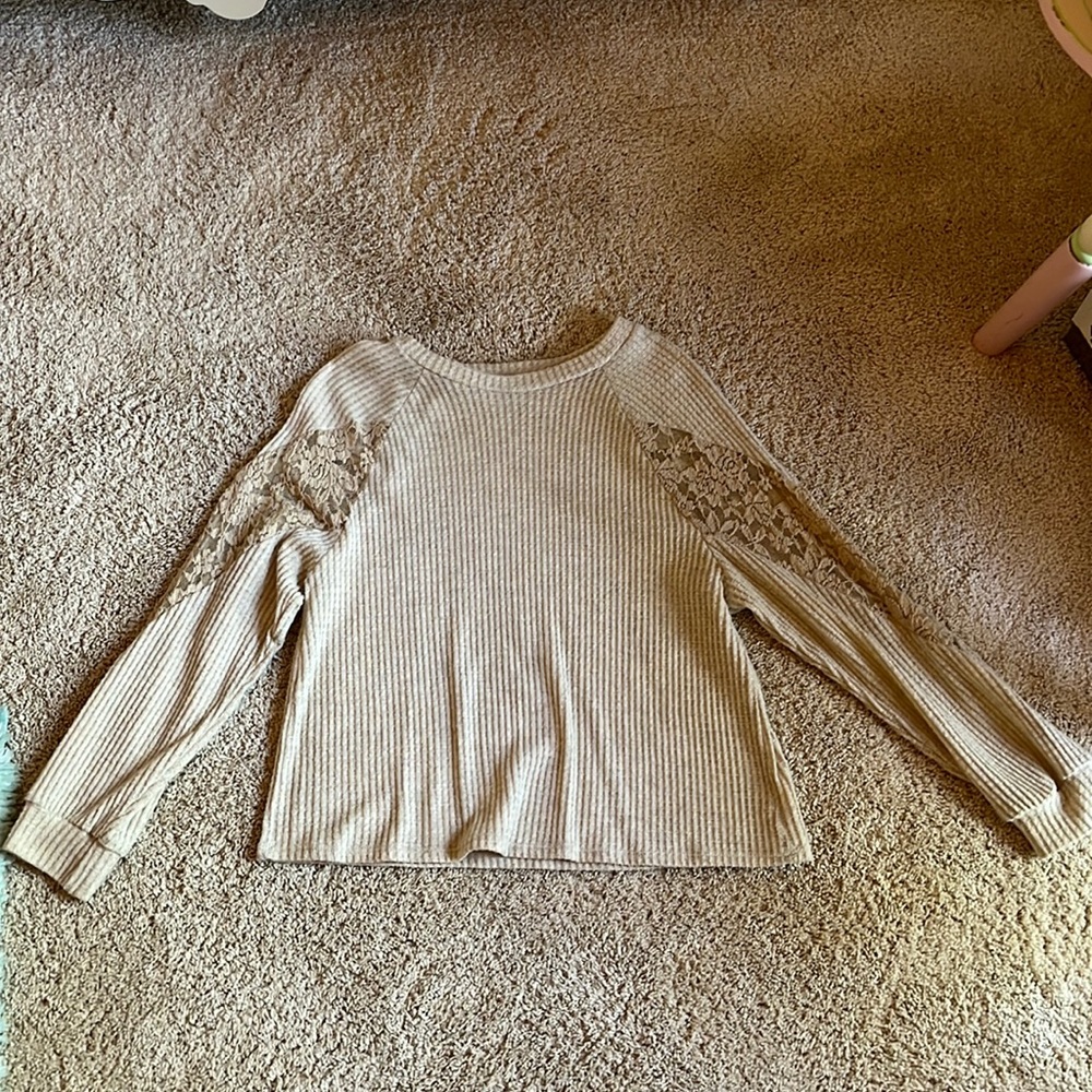 Tan Casual Blouse with Laced Sleeves